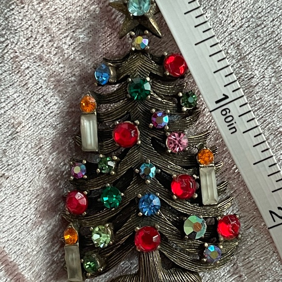 Gorgeous Weiss Christmas Brooch - Picture 5 of 6